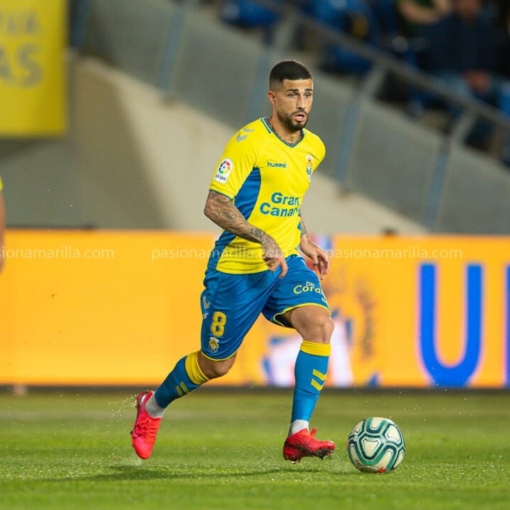 CDLomoBlanco's tweet photo. ¿Tienes alguna pregunta para Aridai Cabrera, futbolista de la @UDLP_Oficial? ¡Déjanosla en los comentarios y elegiremos 6! https://t.co/hxEngvsaml