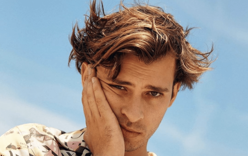 Flume Announces He’s Working On A New Album runthetrap.com/2020/04/30/flu…