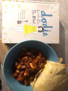 LibraryatLibby's tweet image. Today's #DailyChallenge for #EdinburghSchoolLibrarians is to post a picture of our  favourite recipe from a recipe book. My recipe isn't technically from a recipe book but the veggie chilli is one of the best I have ever tasted. 
 #LockdownRecipe #BookishRecipes
@doddleoddle