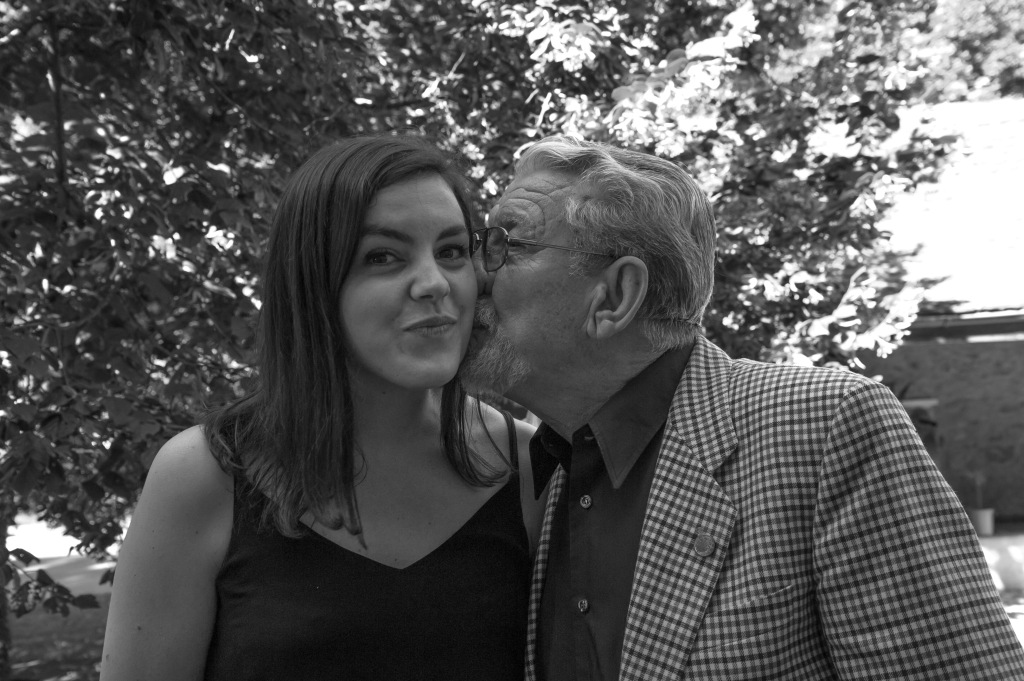 La bise. Et si on la remettait en question tout court? odilecantero.com/2020/05/01/la-…