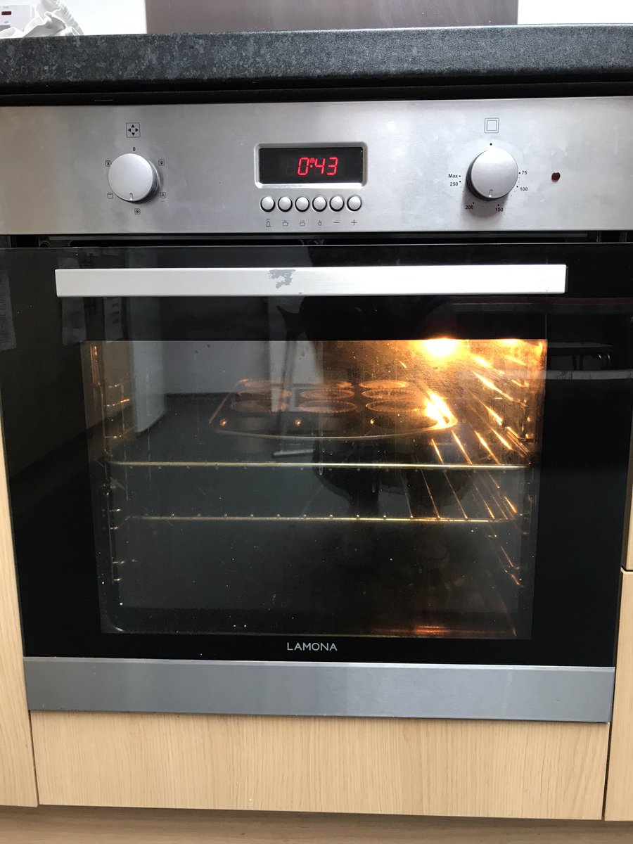 MissKStansfield's tweet photo. After mastering how to turn the school oven on yesterday, the world is my oyster. Today we’re baking #starbaker @Gaddesby https://t.co/1GXkrb6JCB