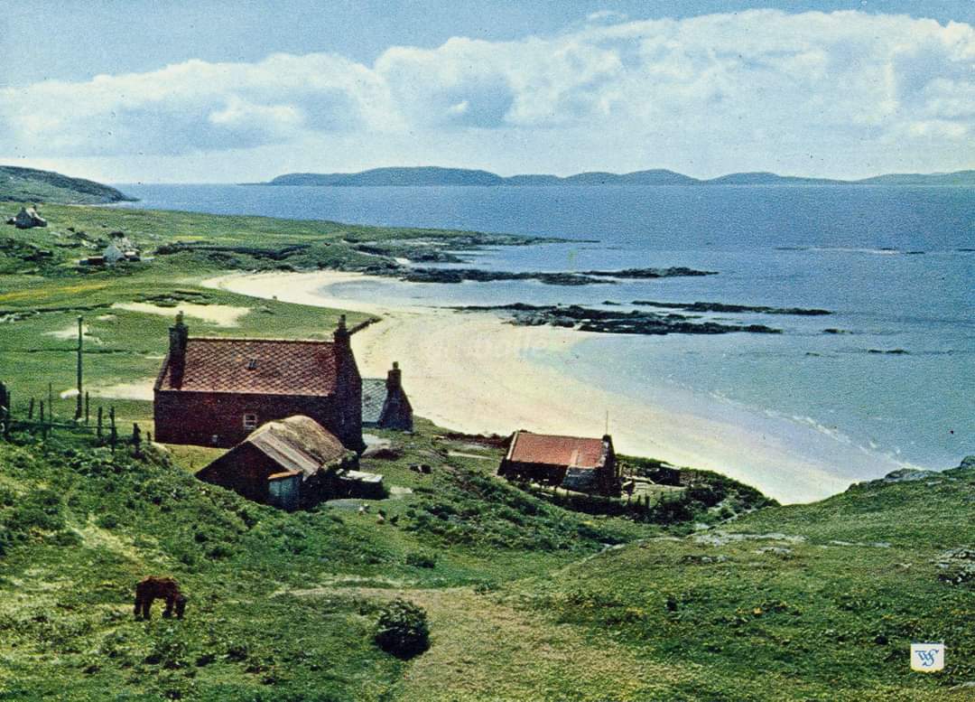 For those of you greetin' about not getting to the west coast of Scotland right now, here is a picture to greet over. #westcoast #scottishscenery