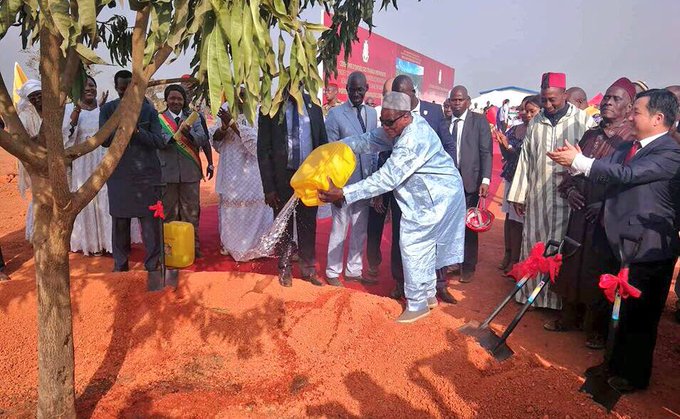 Alpha CONDÉ tweet media