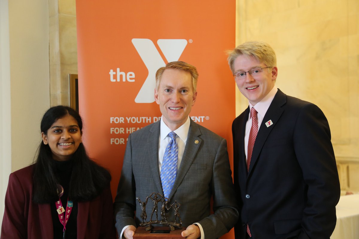 NealDenton's tweet photo. So grateful to @SenatorLankford for his support for  America's nonprofits. The @OKymcaYIG and other #ymca #yadvocates honored his service in March. Now he's leading a Senate effort to provide #Relief4Charities along w @SenAngusKing. Thank you @ElliottKmetz and @AishwaryaSwam10 https://t.co/y5Ag6dW4gP