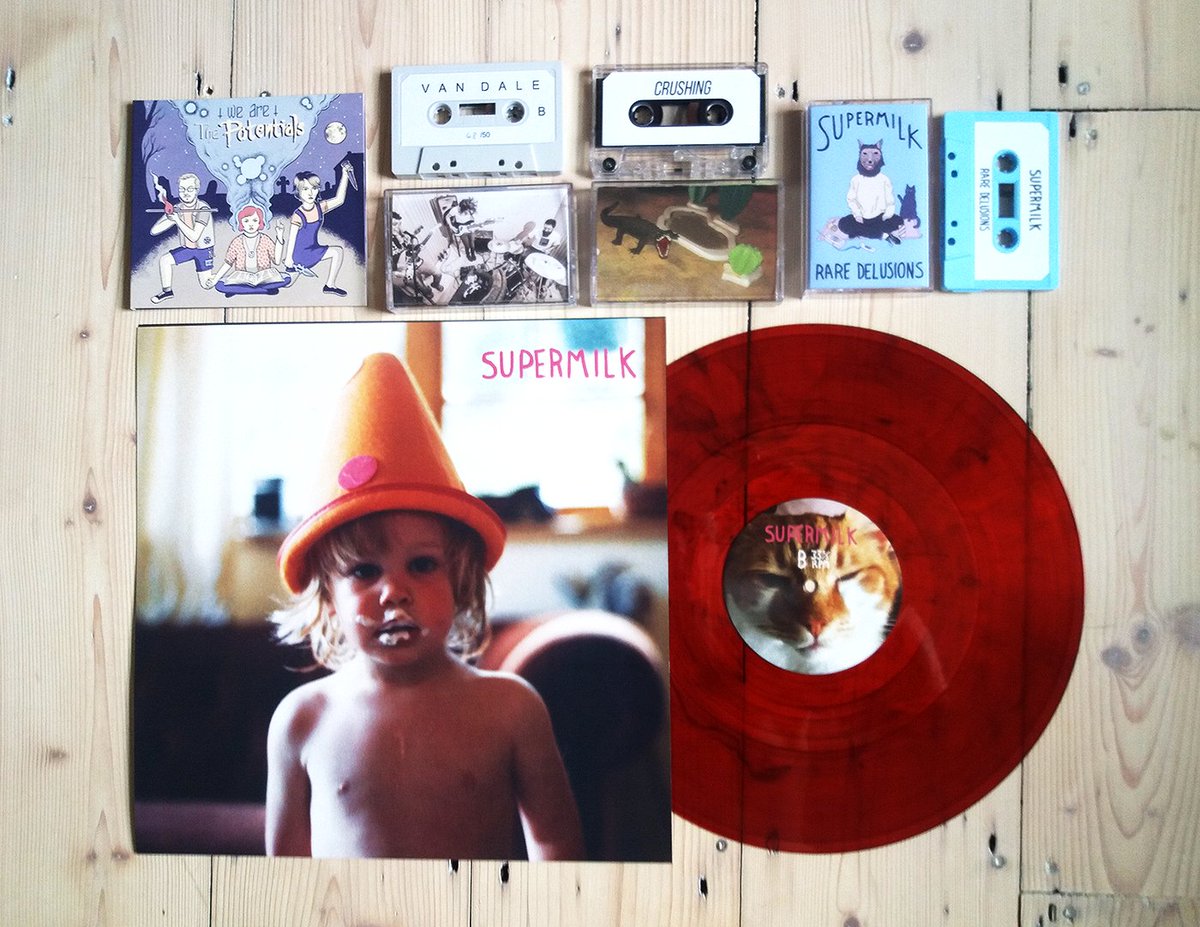 Happy Bandcamp Day! If you've been thinking about picking up any Kereleases but haven't yet had the chance, today would be a good day to do that as we'll receive all the facking caaaaash keroleenrecords.bandcamp.com