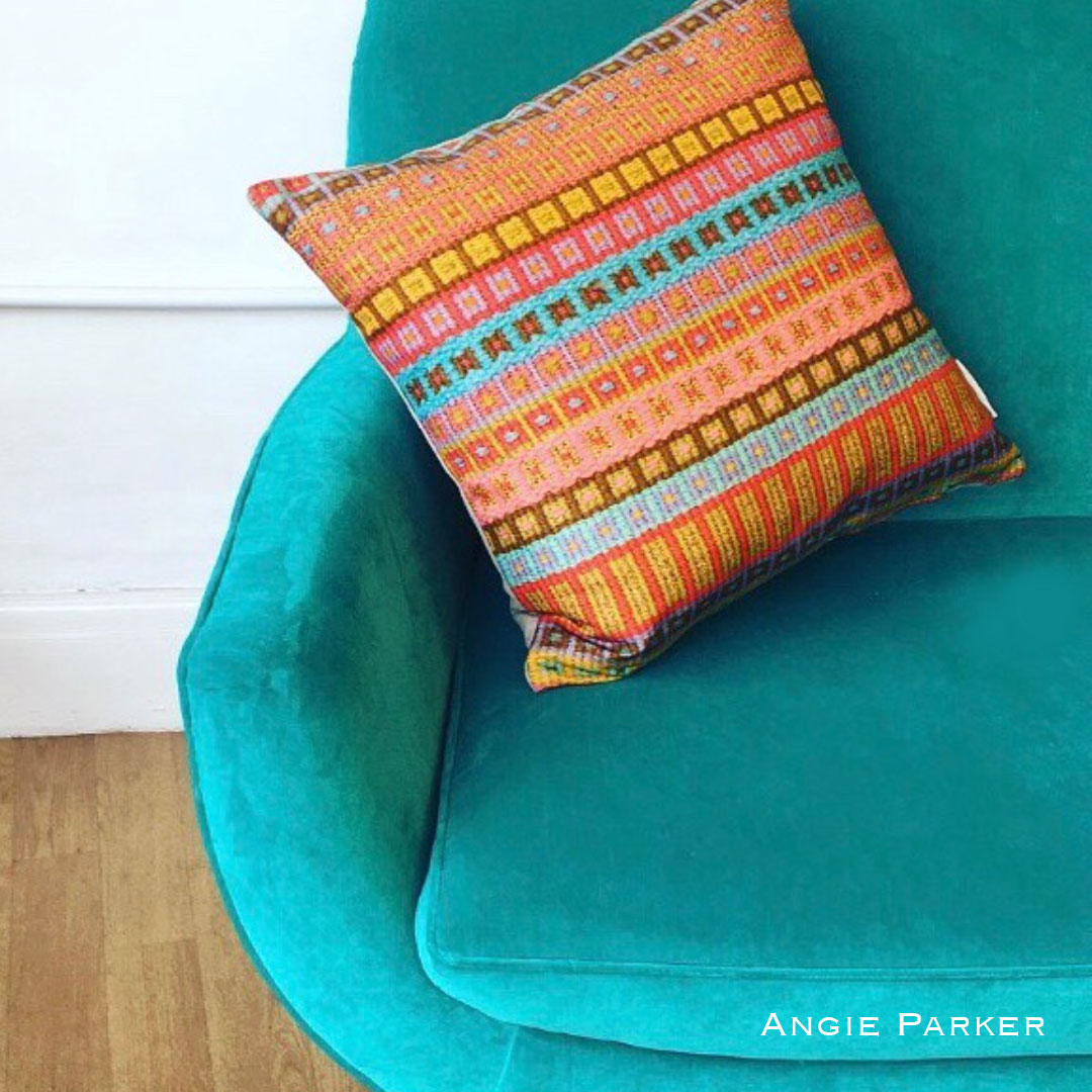 Styleandco_uk's tweet image. #careforthecrafters  With many of the makers I admire are affected by the cancellation of craft shows.  
This week I am be posting one of my favourite craftsmen each day.
Today it's the lovely and talented @angieptextiles 
styleandco.co.uk/careforthecraf…
#WEAVER #textiles