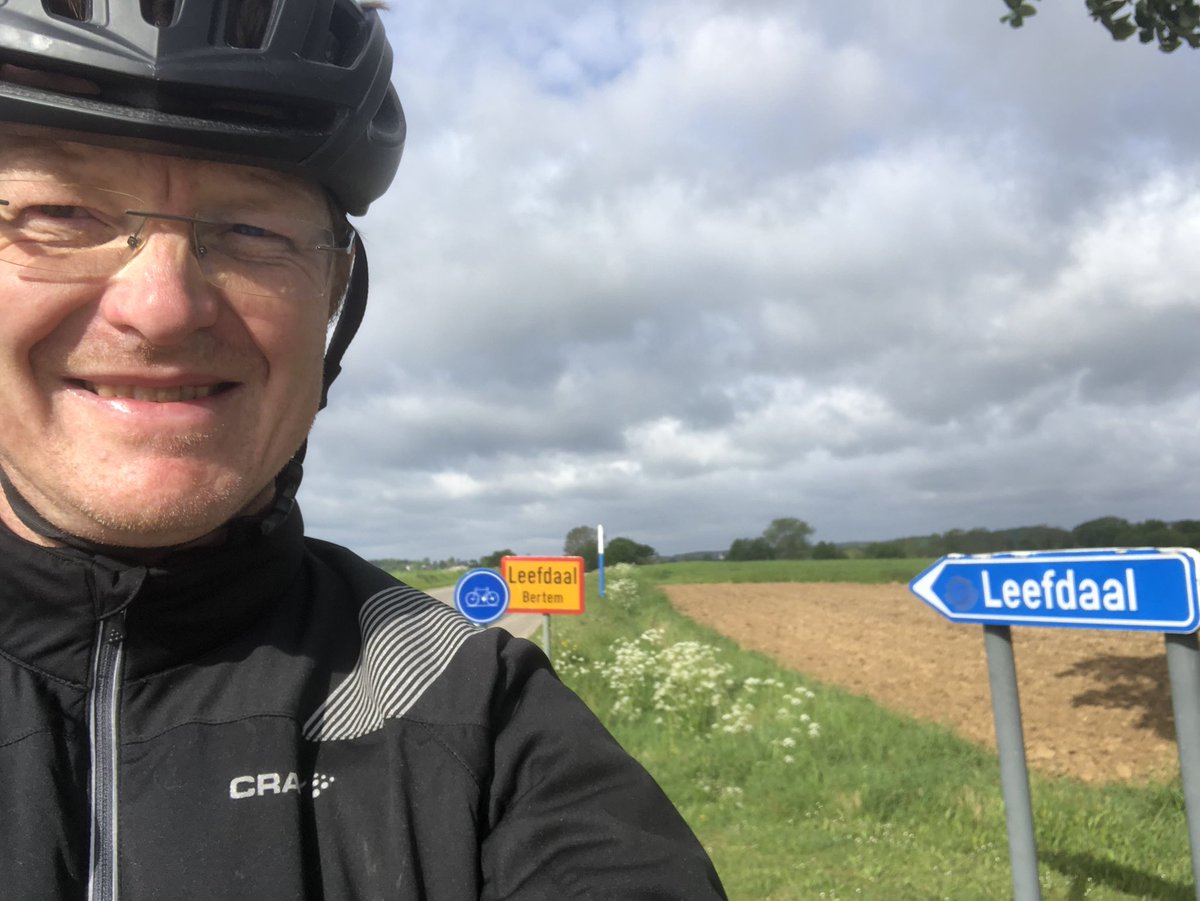 LMeredithEU's tweet photo. #BikeforFreedom to #FightCOVID19 on #LabourDay #1erMai #Fietsland https://t.co/CLkSvqDyNr