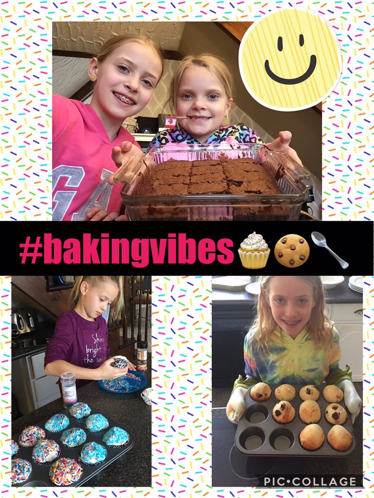MrsONeill8's tweet photo. Staying at home 🏡 and taking time each week to EXPLORE 💫  new PASSIONS! ✨👩🏼‍🍳🍪🧁 #bakingvibes #tryingnewrecipes #alwayslearning 🖤♥️ @DiamondTrailPS 🐉 https://t.co/jDGpVkK354