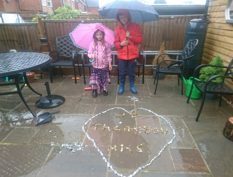 poplar203's tweet photo. These two lovely stars! :D We do thank you, NHS. Come rain or shine! #nhs #ClapForOurCarers #ClapForTheNHS #homelearning https://t.co/W0CCWaGkxP