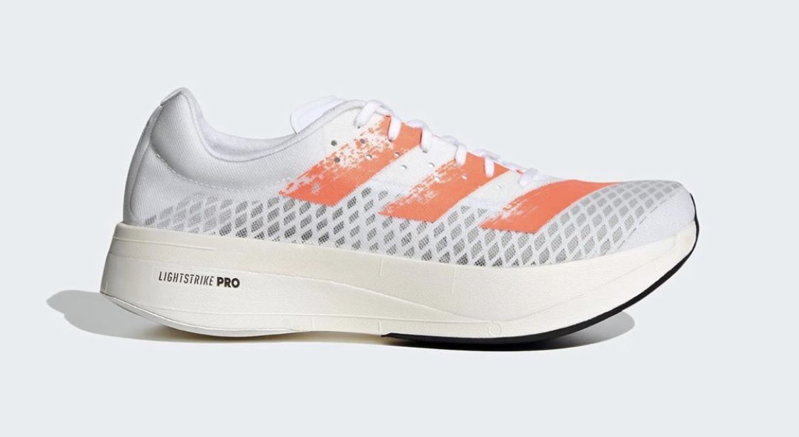 tweede Krijgsgevangene psychologie Running Shoe Leak Insider & Rumors on Twitter: "The thick Adidas prototype  we've been seeing the the Adizero Adios Pro. It features a new lightstrike  pro midsole with 35mm of cushion in