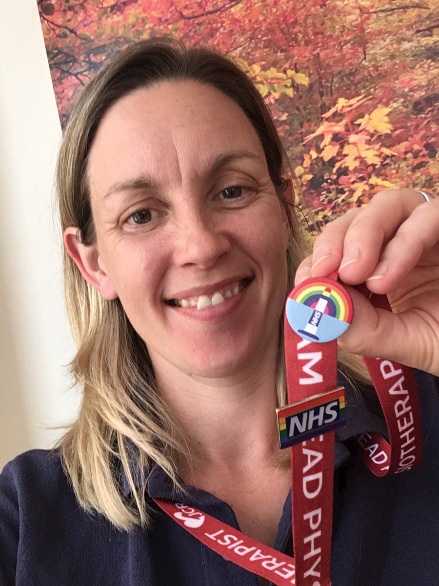 SusyDavidson82's tweet image. @adamonsea #badgesforheroes Thank you Ru &amp;amp; Arthur! @JCR_Team3 love them!