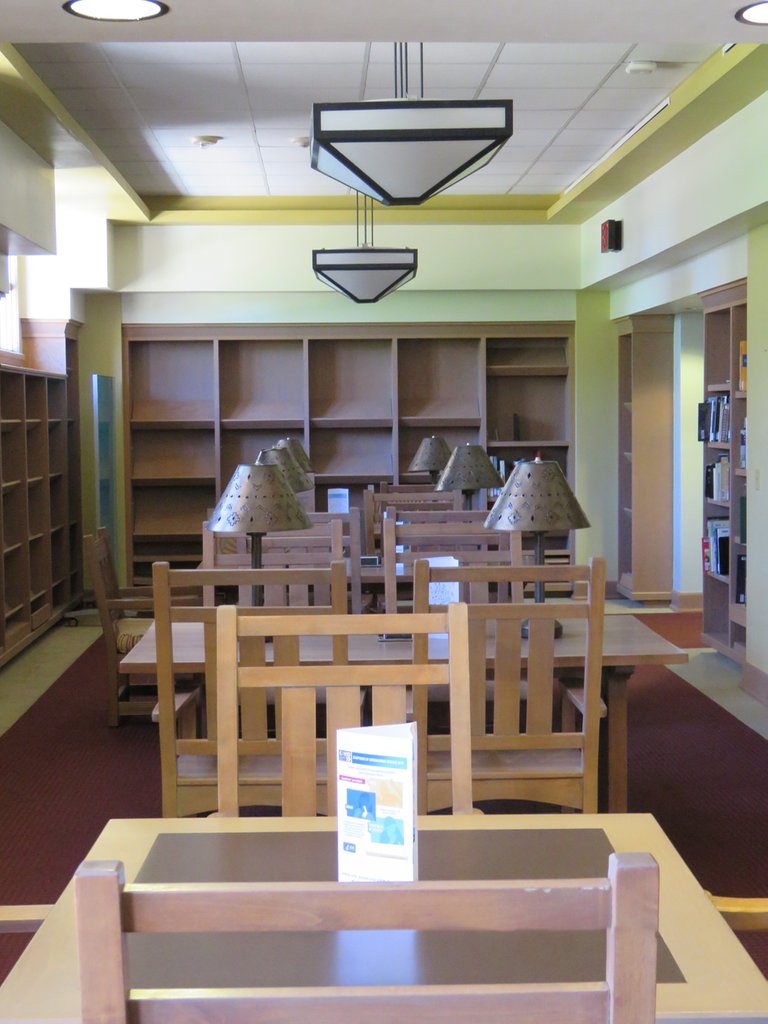 UNMLibraries's tweet photo. Here are some more UNM Library backgrounds for your virtual meetings and hangouts. :)
#unmlibraries https://t.co/TK8lVnlTYm