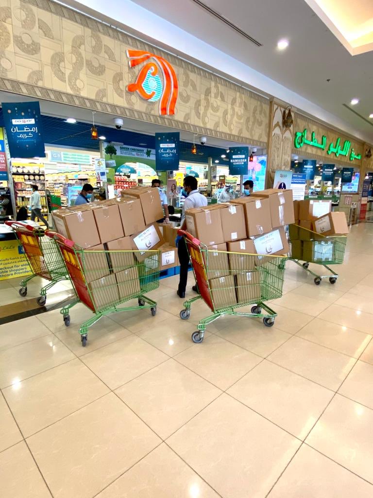 ShashiTharoor's tweet photo. Thanks to MA Yusuff Ali's Lulu International for helping the Thiruvananthapuram committee of INCAS Qatar at my request w/ provision of food &amp; essential supplies for indigent workers. The kits were handed over to INCAS officials by @mohamedalthaf Qatar Director of @LuLuHyperQA. 🙏 https://t.co/qWaN3HouJ9