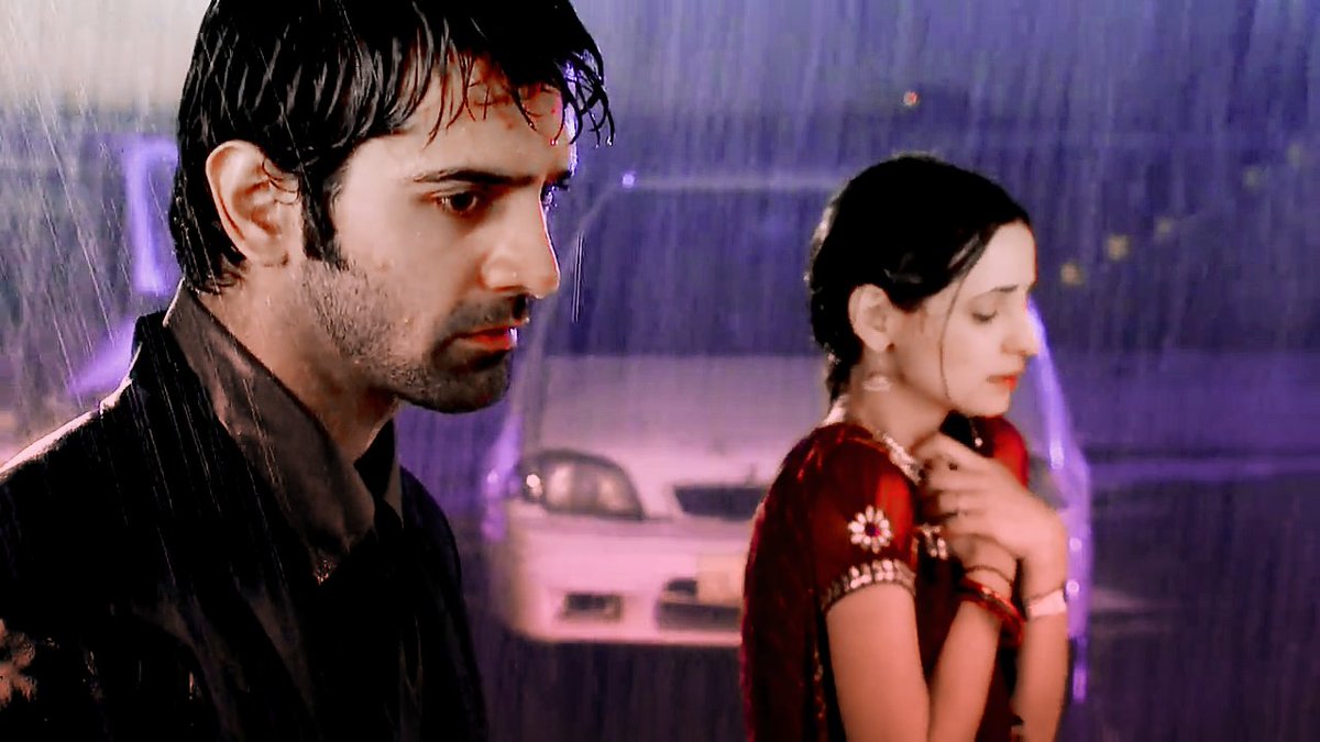 Arnav - "Parking Sambalne ko bola tha, Kud jaake gaadi ke aage kadi hone ko nahi " #Arshi  #RabbaVe  #IPKKND #SanayaIrani  #BarunSobti