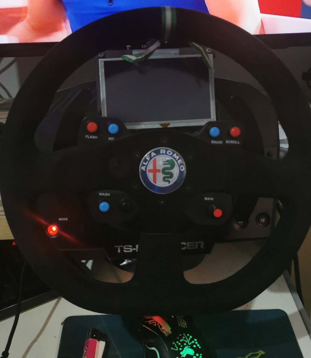 Familia simracer!!  vendo TS-PC con el aro del 599 alcantara, logo de alfa, display de 5". Mas info privado!!
Una ayudita dando RT porfavor!