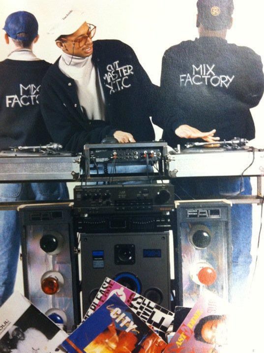 MyDJHub's tweet image. Our Mark XTC back in the day with Mix Factory

@djmarkxtc #mixfactory #manchester #rave #oldskool