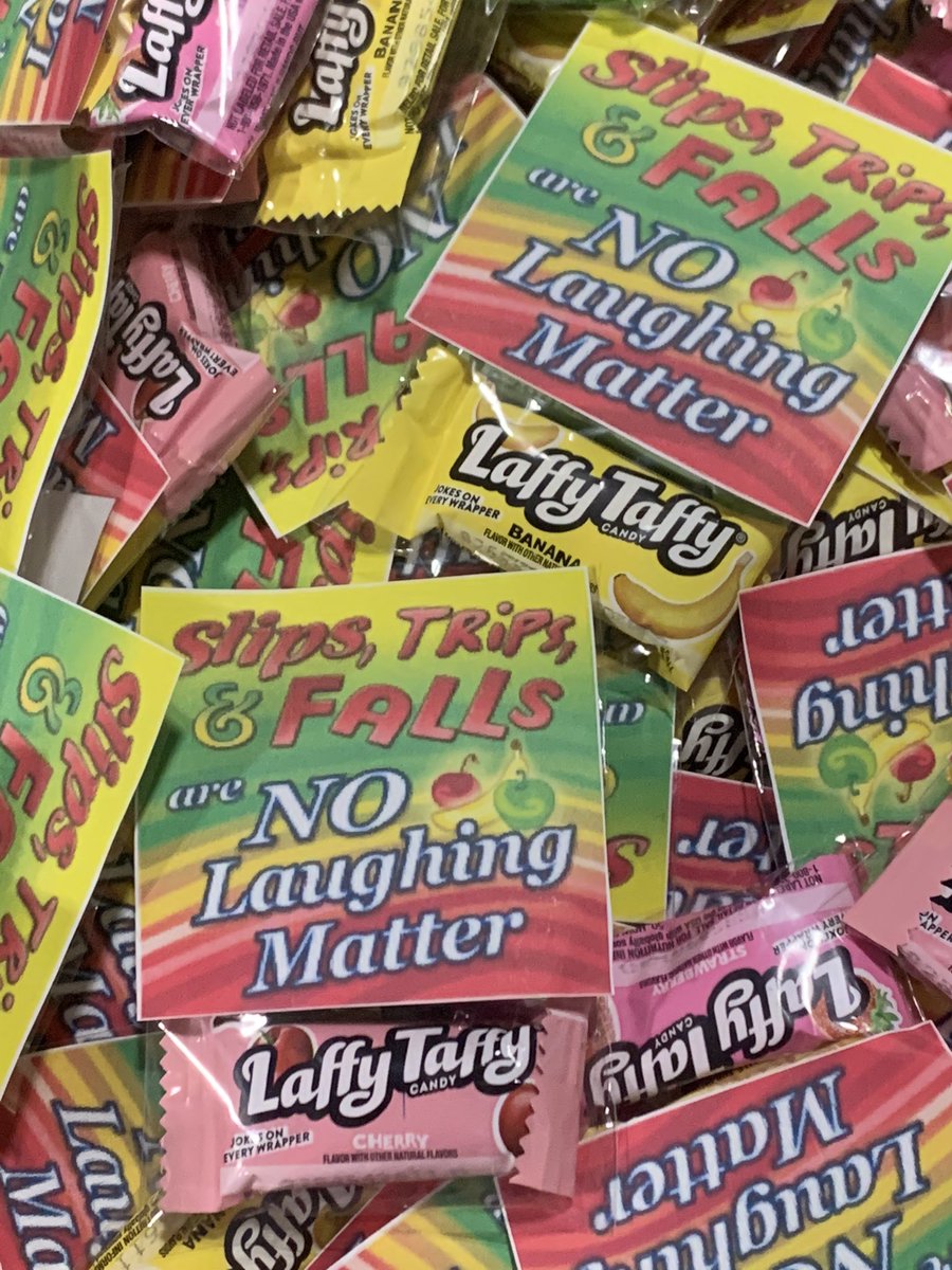 Did someone say “Laffy Taffy”? Safety message with a treat. Thank you 🙏🏼 Griselda for helping me greet our employees this morning 😁<a href="/san1vnk/">Vic Kilby</a> @RRWestOps <a href="/R_U_D_Y__V/">RudyV</a> <a href="/westtxdivision/">West Texas</a> <a href="/vizcaino_steven/">Steven Vizcaino</a> <a href="/ggirl_13/">Georgette</a> <a href="/eptxsafetysquad/">Safety Squad</a>