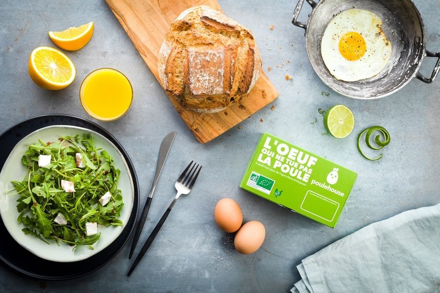 EFFICYCLE_fr's tweet photo. Poulehouse : des œufs garantis sans souffrance animale >> https://t.co/DMJqO5BKdI ● #MOTIVACTION de @poulehouse ● #Poule #Œuf #Consommation #Responsable #Conso #Durable #Alimentation #Biologique #BIO #DD #Nature #Animaux #Éthique ● https://t.co/pFdLrQvcO6