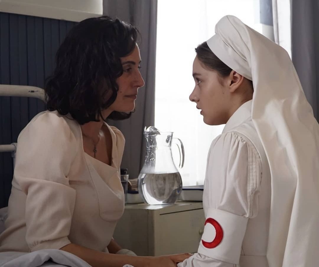 NysaMergen's tweet photo. Hilâl 🌙

#VatanımSensin 

#SenanKara #SelmaErgeç #AhmetUğurSay #AliHikmetKürekci #ErmanCihan #GencoÖzak #AhmetRıfatŞungar #FatihArtman https://t.co/PaYftUiOcz