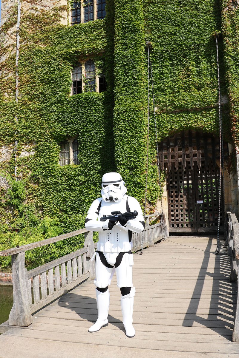 hevercastle's tweet photo. May the fourth be with you ✨ #HeverCastle #MayThe4thBeWithYou #MayTheFourthBeWithYou #StarWarsDay https://t.co/zPfF3zMvaL