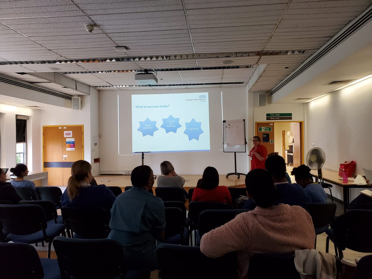 jacquie61woodco's tweet photo. First reflective catch up session with 3rd yr students on extended paid placements #allinittogether
#aspirantnurses #stepstosucess @croydonhealth @ChiefNurseCroy1 @CTerrahe great team work proud of you all https://t.co/qJwzfbXBWR