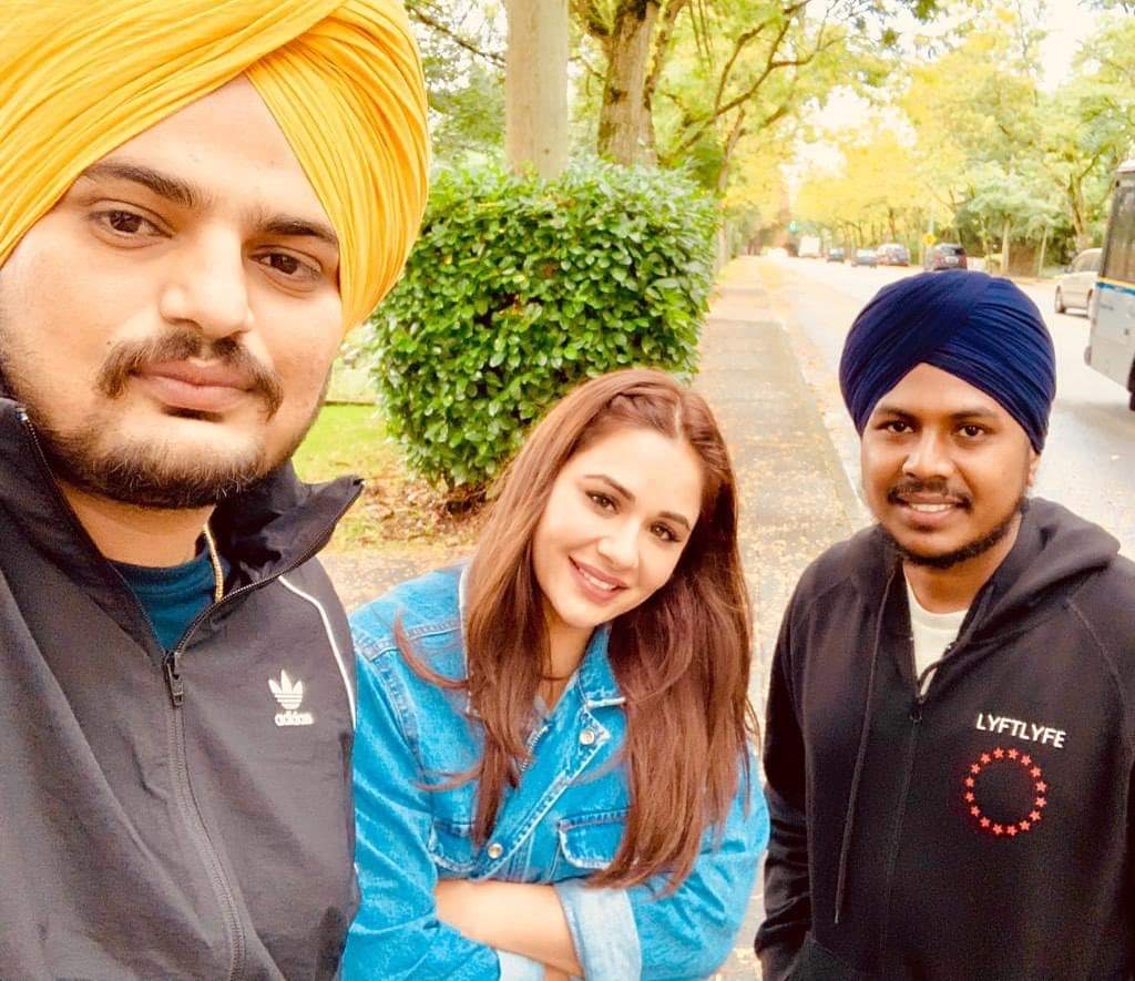 NKrrishnraj's tweet photo. Happy #Birthday Actres #MandyThakar ⭐️
Stay #Safe & Blessed #Forever 😇
#HBDMandyThakar 🎬
#PollywoodIndustry
@ApnaPollywood @Punjabipollywod https://t.co/duzNSO8sRl