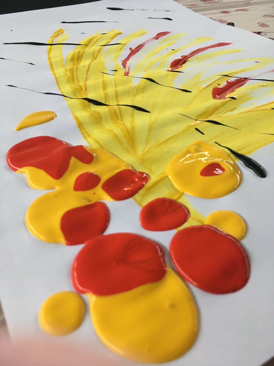 PYPUOS's tweet photo. With colour, conflicting or confusing emotions can be represented in one space... #coronaincolour #arttherapyworkshop #artandwellbeing #artinhealth #covid19 #coronavirus #stayhome #showyourself #feelings #painting #artpainting #paintyourfeelings #anxiety #anxietyproblems https://t.co/gpGxAFiwjA
