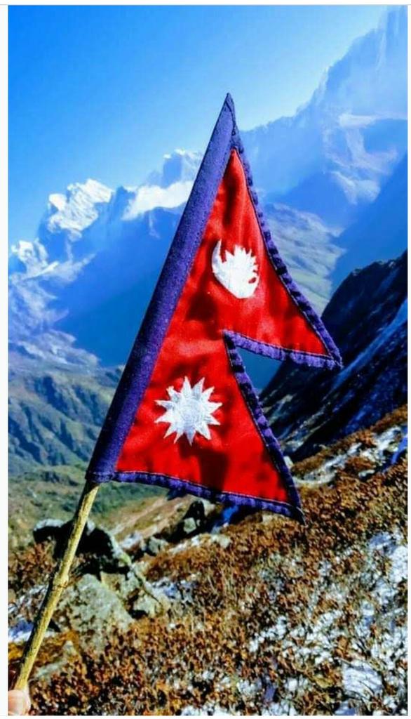 BabuPeasant's tweet photo. मुक्तक
स्वार्थी, आरिसे र डाडेहरुको देशमा
जुध्ने र जुधाउने यी साढेहरुको देशमा 
दुई चार होइन हजारौं सपूत मरेर गए
खै त परिवर्तन आलु पाडेहरुको देशमा।।
#Jay_Nepal❤️ https://t.co/IFqhtgg2Rm