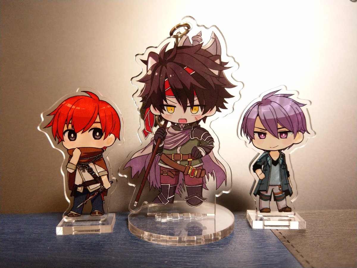 熊狐 はやなぎさん Hyng Ys からガッシュ にゃんをいただきました 可愛すぎて語彙力を失います 可愛い こっそり作ってたアドルさんとクレドくんで挟んで年子三兄弟になりました ﾌﾍｯﾌﾍﾍ