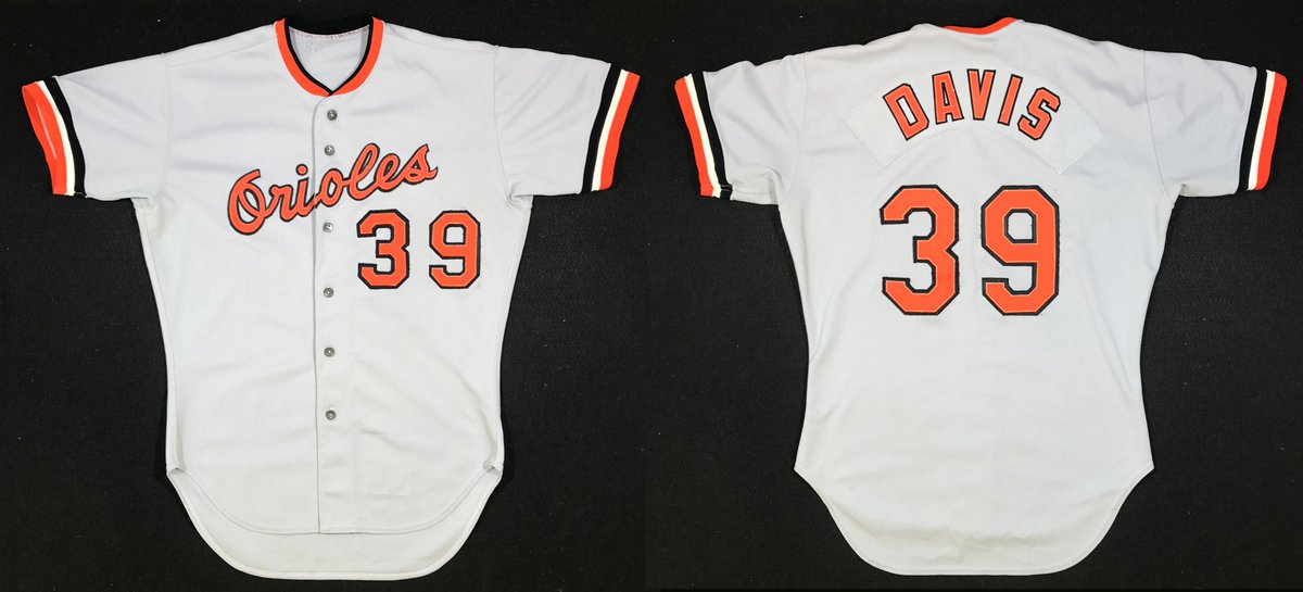 Bill Henderson/The Dream Shop/MLB Game Worn Guides tweet media