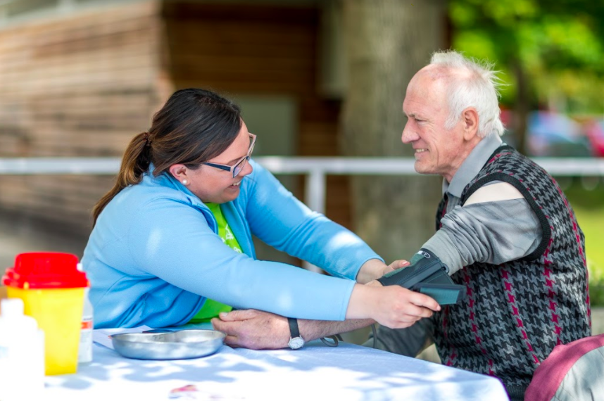 AnneStJohansen's tweet photo. What makes Slovenia's experience of enhancing #PHC to #beatNCDs so valuable for other countries? Read in the recent @WHObulletin issue: "The evolution of community-based primary health care, Slovenia" by @AnneStJohansen, @pia_vracko, and @Robbie__West: https://t.co/WoaNAISavr https://t.co/xcEg9kjrzW
