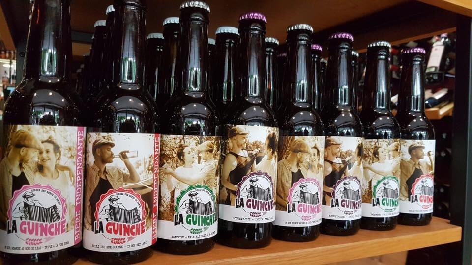 LaGuincheBieres's tweet photo. Vous pouvez à présent vous réapprovisionner en Bières #MadeInChelles chez nos amis et voisins de Cavavin Chelles (30 Avenue de la Résistance).
On les remercie pour leur soutien ! La solidarité entre acteurs du circuit-court chellois est en place !!!
#chelles #circuitcourt #3C https://t.co/LXW3rJre5c