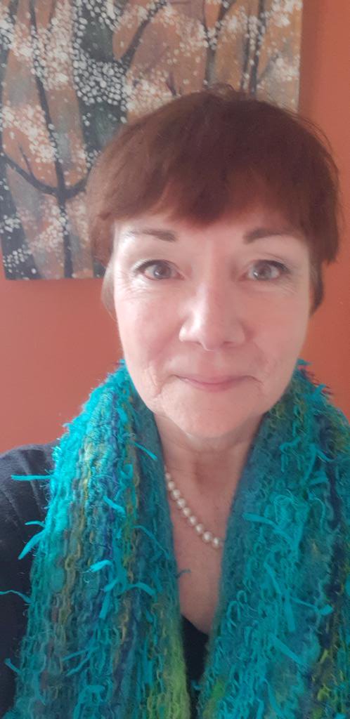 thephoneladyca's tweet image. I find it amusing that I am spending as much time on makeup at 61 as I did when I was 22! #cameratime #webinars #SocialDistancing