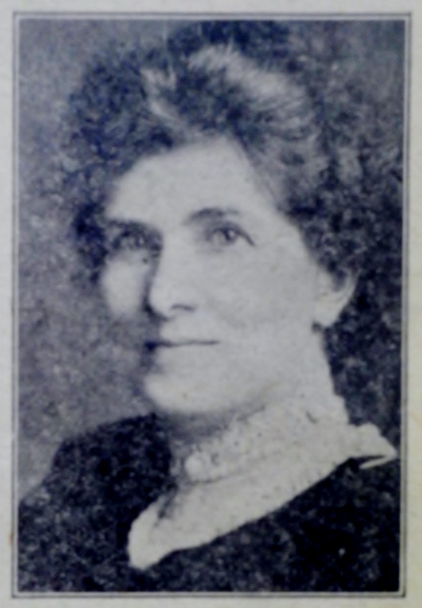 montesonnenberg's tweet image. Reformer (1918-19) reports Simcoe council spent $50 to provide a Mrs. McIvor with a car for house calls on citizens stricken with Spanish flu. Up to 60 visits a day. She received a $25 honorarium, a handsome sum back then. No biggie, but why no McIvor St. in Simcoe? #AngelOfMercy