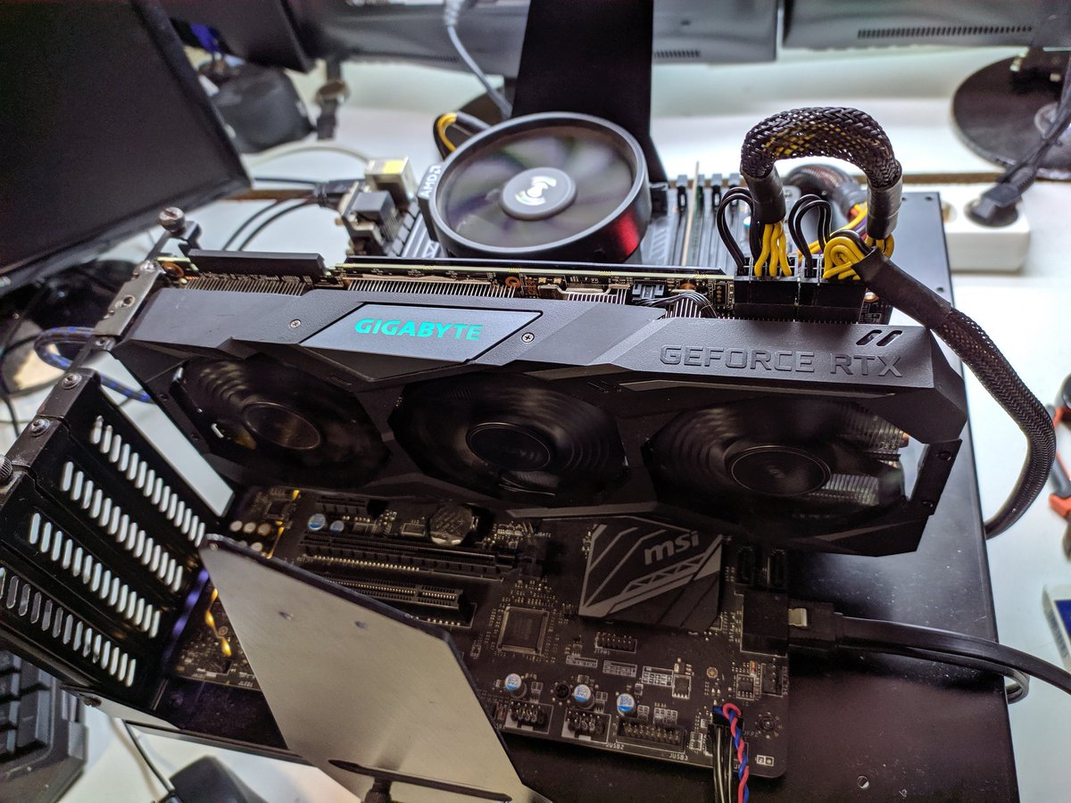 turinconinform's tweet photo. 2080 ti La bestia #gaming 

@NVIDIAGeForceES @nvidia @GIGABYTE_GBT @aorus_es #PCGamer https://t.co/rjAGT2Iln2