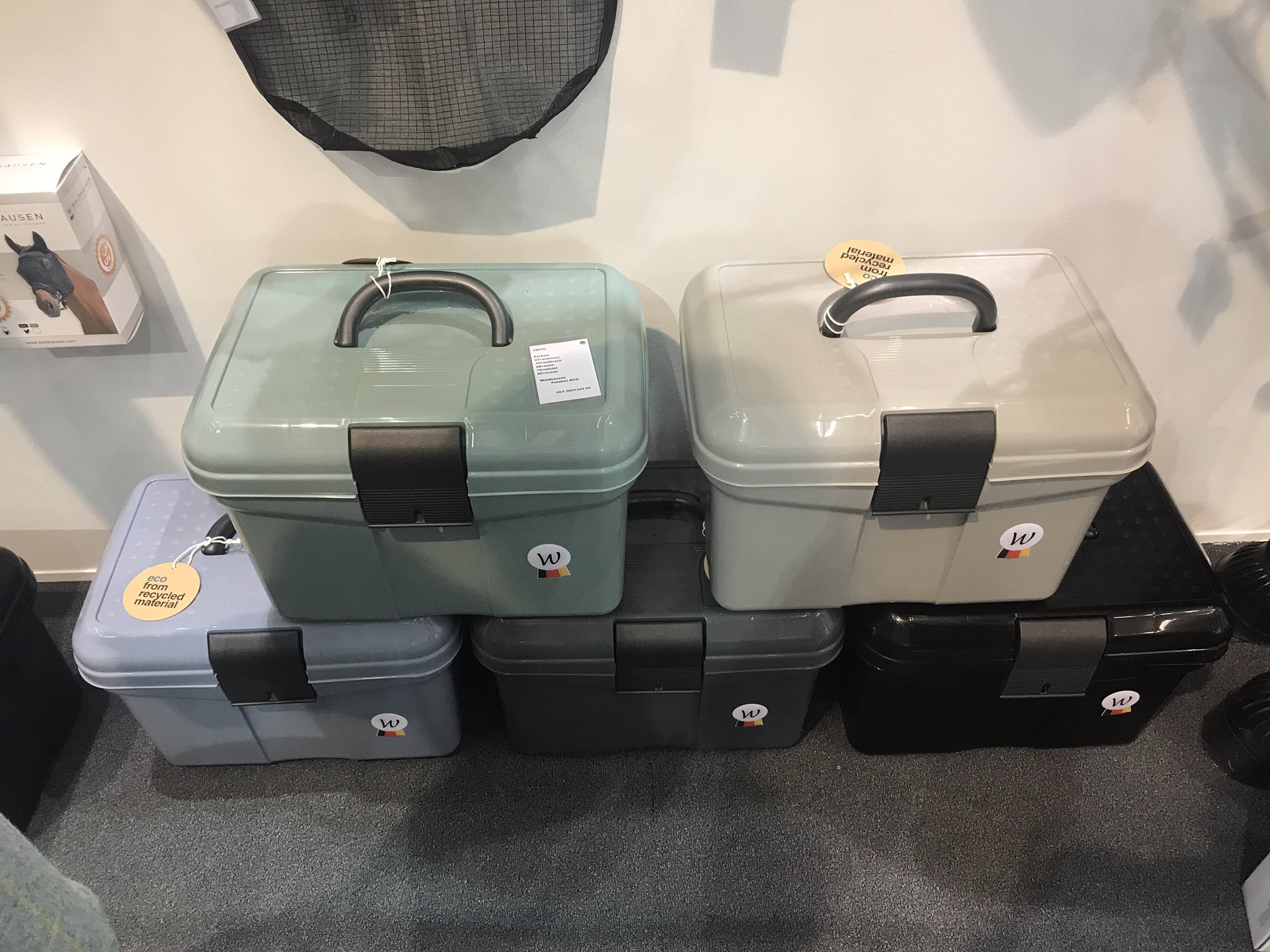 クルーボックス　2点セット 乗馬用品 IR シャイニーグルーミングボックス small サイズ