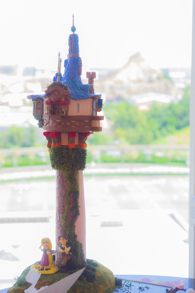 Big Mac 塔の上のラプンツェルがテレビ放送してるので 便乗して結婚式の為に作った塔を再アップ 塔の上のラプンツェル