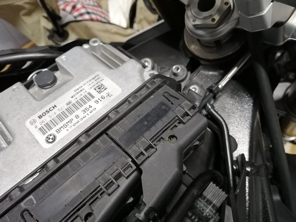 cool_goli's tweet image. ブースタープラグ取付〜🔧
どう変わったのか!?
後日検証!!
当分は妄想かな…😢

#BOOSTERPLUG