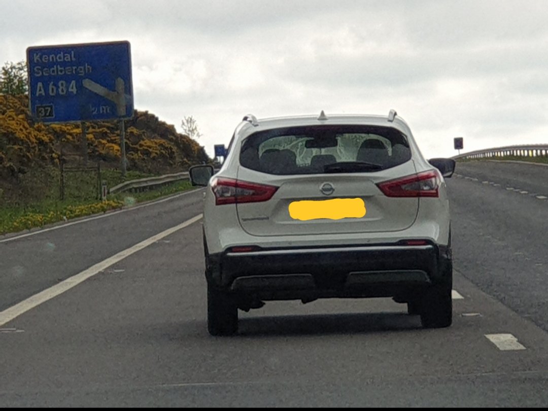 CumbriaRoadsPol's tweet photo. 2 Male occupants stopped near Carlisle on their journey from Oldham to Glasgow to buy a car because its 'Cheaper'. Not essential at all. Stay out of Cumbria. Both reported for breach of Covid. Escorted back out of the county.

2577 &amp; 563

#KeepCumbriaSafe https://t.co/bBJPnhEx66