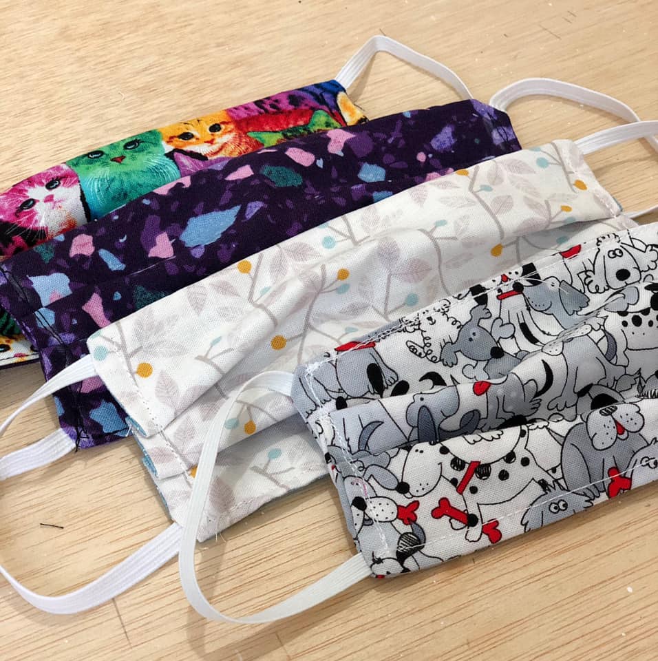 OneProjCloser's tweet photo. Huge THANK YOU to everyone who bought masks from our kids! The girls raised over $1000 + were able to donate it all to provide meals/gift cards to UPMC, St Joe’s Hospital, Howard County Fire &amp; Rescue, + MD State Troopers! #SomeGoodNews @johnkrasinski #SGN https://t.co/odPljxk6U3
