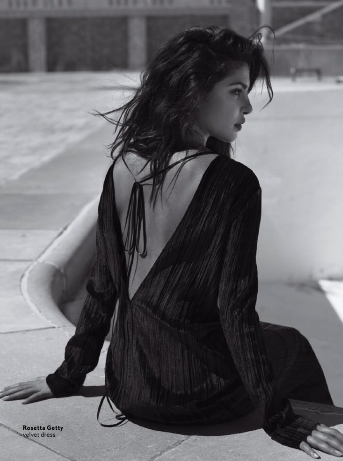 Priyanka Chopra IMAGES, GIF, ANIMATED GIF, WALLPAPER, STICKER FOR WHATSAPP & FACEBOOK