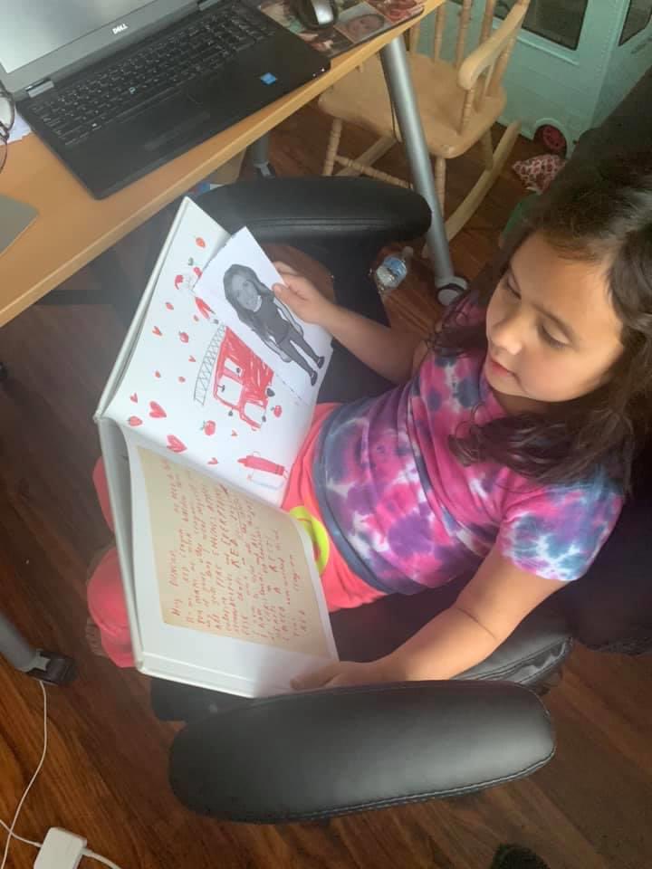 Holly Love tweet media