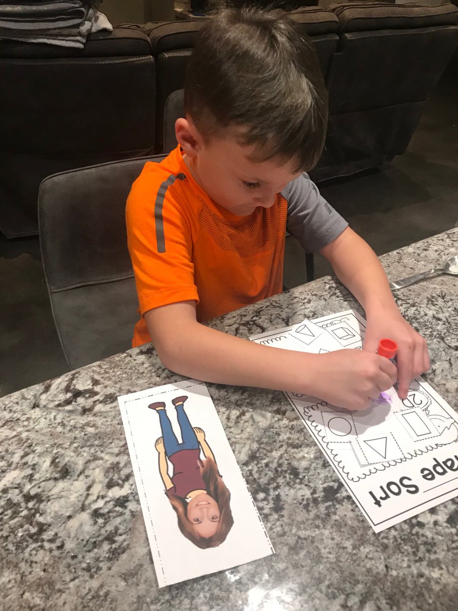 Holly Love tweet media