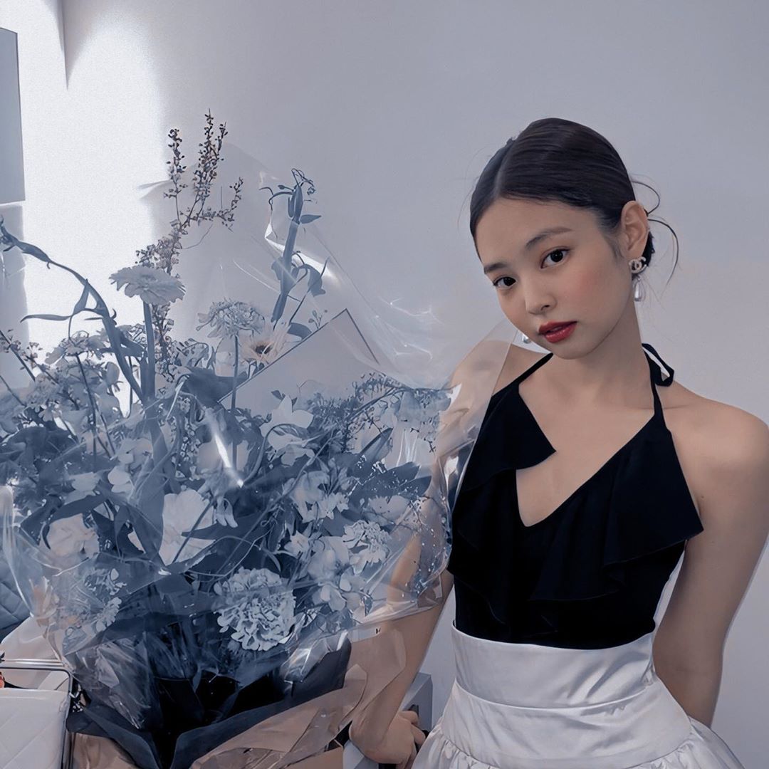 BpBebeq's tweet photo. #WeLoveChaennie #WeLoveJennieAndRose #SaveTheRose #SaveTheJennie 
@ygofficialblink https://t.co/JmSN20Ts2t