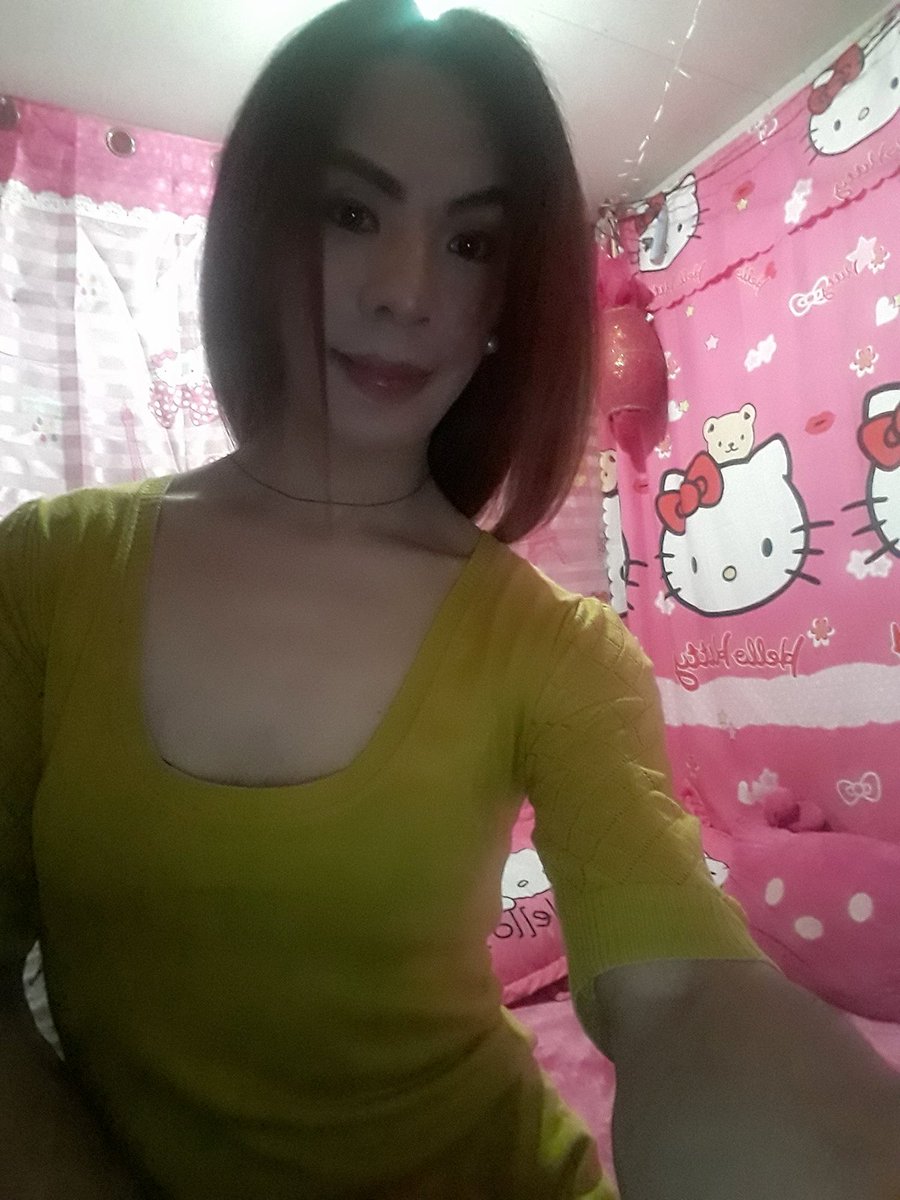 matieathication's tweet image. WHEN MY  ARMS  CAN&apos;T REACH PEOPLE WHO ARE CLOSE TO MY  HEART, I ALWATS  HUG  THEM WITH MY  PRAYERS🙏❤
#boredinthehouse 
#FightCOVID19👊👍🙏
#PrayForOurFrontliners 
#StayAtHome 
#IMissYouEveryone