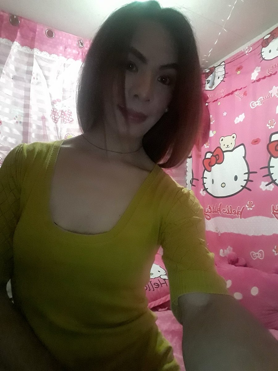 matieathication's tweet image. WHEN MY  ARMS  CAN&apos;T REACH PEOPLE WHO ARE CLOSE TO MY  HEART, I ALWATS  HUG  THEM WITH MY  PRAYERS🙏❤
#boredinthehouse 
#FightCOVID19👊👍🙏
#PrayForOurFrontliners 
#StayAtHome 
#IMissYouEveryone