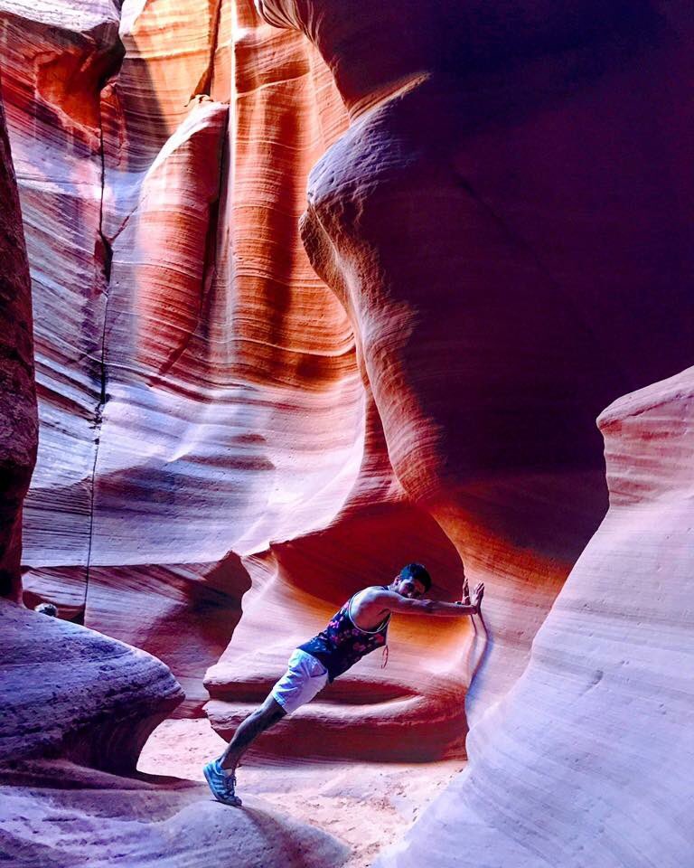 Gezdiğim yerler arasında en çok beklentimi karşılayan yer Arizona'da ki Antelope Canyon oldu.

Peki ya sizin ki nereseydi ? #MacerayaOrtakOL