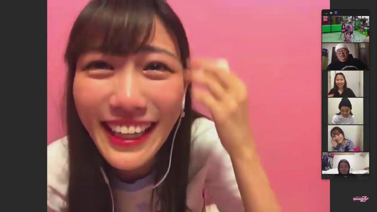 れにちゃん
「やっぱいいよね、ももクロって…泣」😢