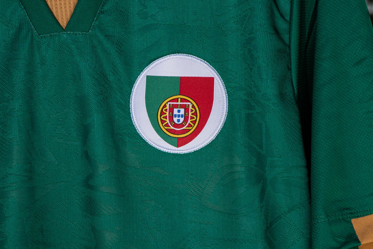 Portuguesa On Twitter Nossa Camisa Comemorativa Resgata A Origem Do Clube E Remete A Sua Fundacao Em 1920 Quando A Lusa Jogava De Vermelho O Novo Uniforme Traz Tambem O Primeiro