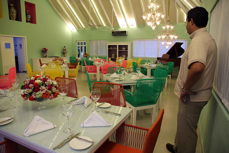 margen_mex's tweet image. #RivieraMaya ajusta su producto hotelero, promueven la certificación #POSICheck para ayudar a alcanzar los más altos protocolos en la Prevención de la Propagación de Infecciones y generar confianza en los viajeros al término de la actual pandemia.
🦠🚫 🧳

@AHRM_oficial